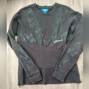 Adidas Men's Black Crewneck Sweater